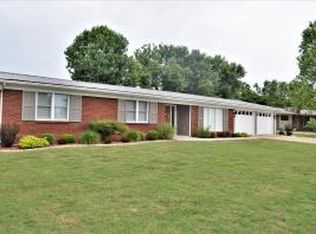 3810 N Perry St, Harrison, AR 72601