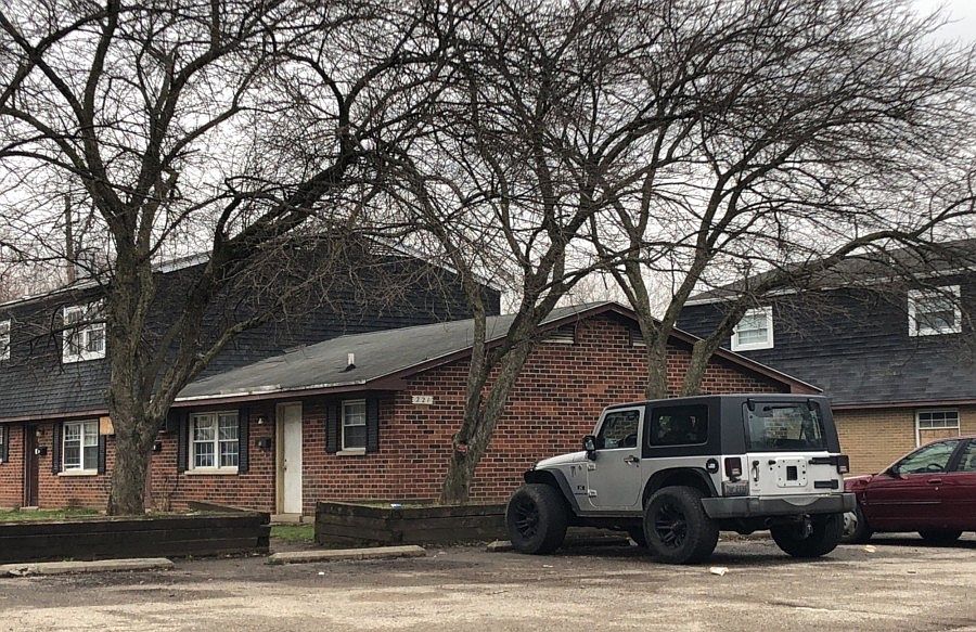 1st image of 221 Maxwell St