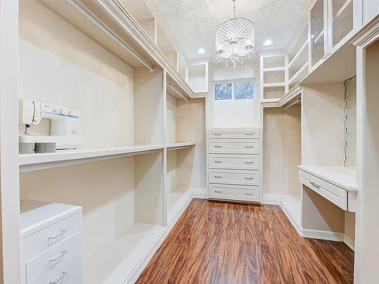 2027 Westshore Dr — Photo 30