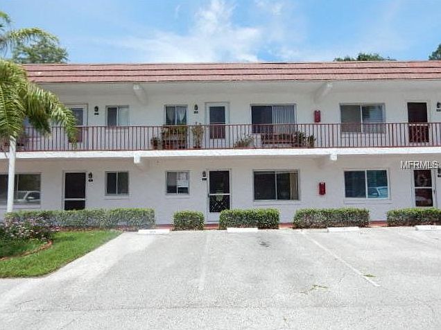 1st image of 400 El Camino Dr APT 106