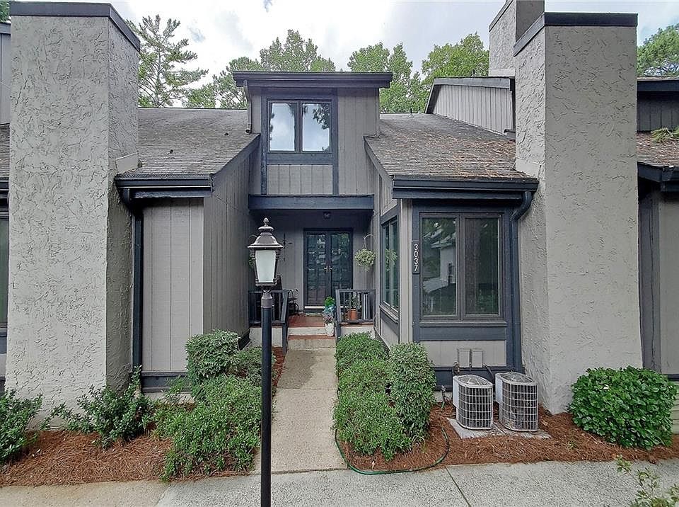 1st image of 3037 Balearic Dr SE