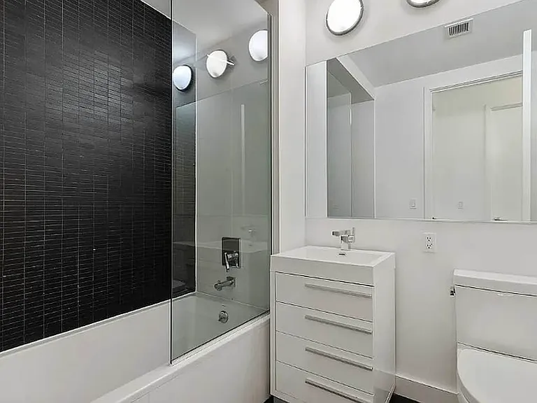 75 Ralph Ave #3F — Photo 4