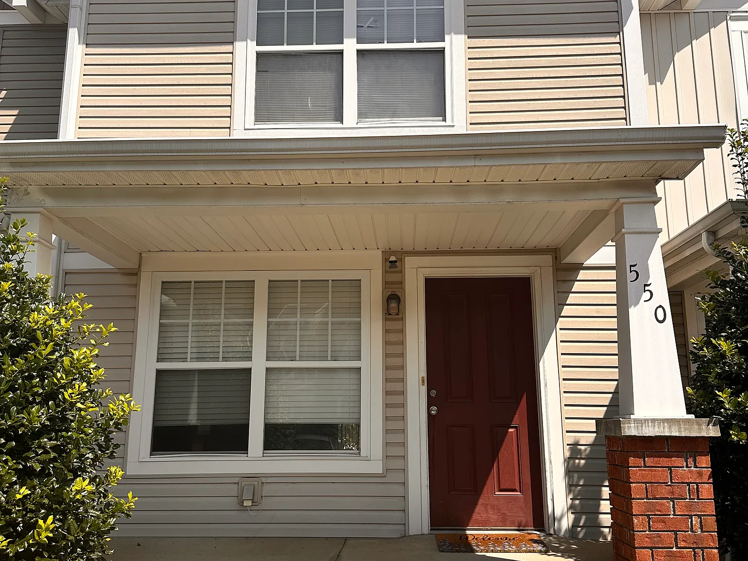 2 bed, 1216 sqft, $1,650 — Photo 1