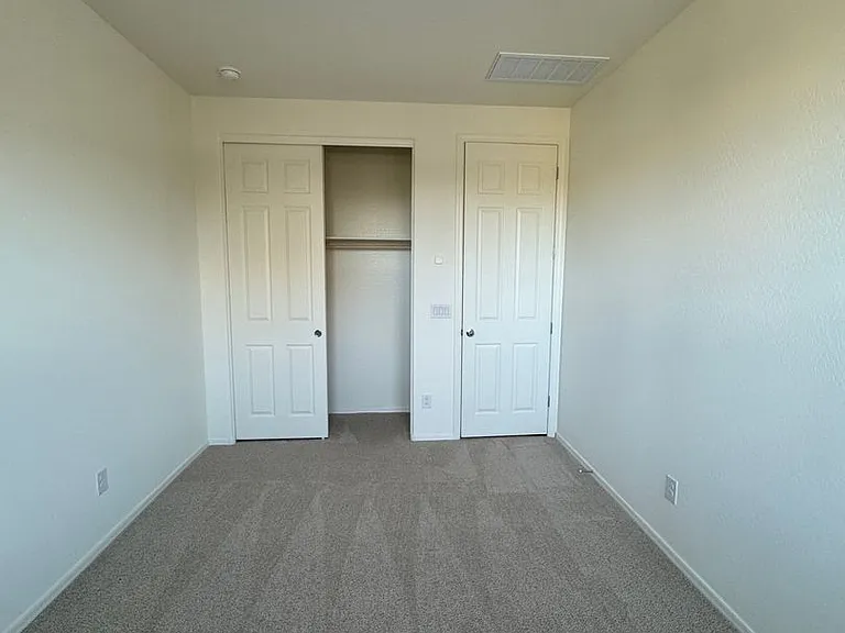 13383 W Eagle Feather Rd — Photo 29