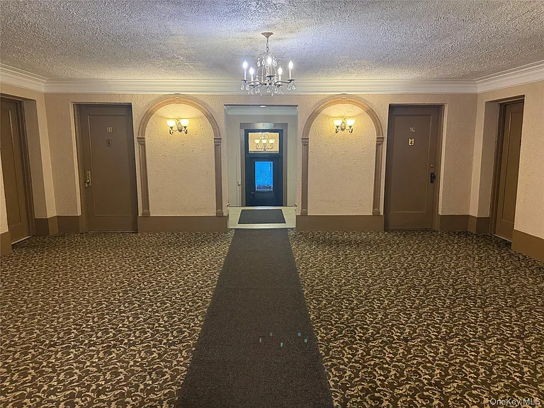 30 Windsor Ter #2D — Photo 19