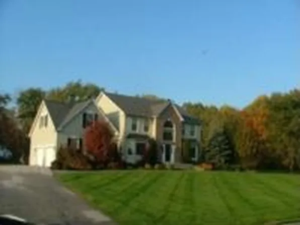 21 Bear Creek Dr, Mantua, NJ 08051