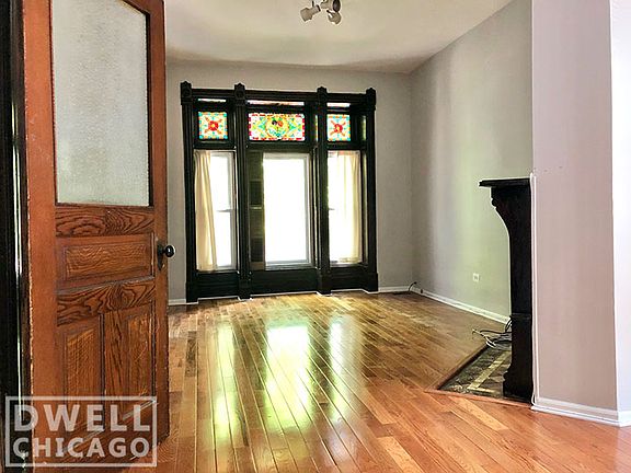 2nd image of 1100 N Wolcott Ave #1