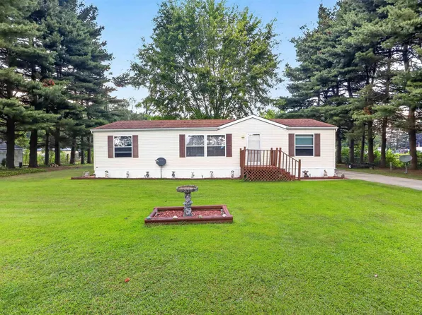 28903 Melody Ln, Elkhart, IN 46514