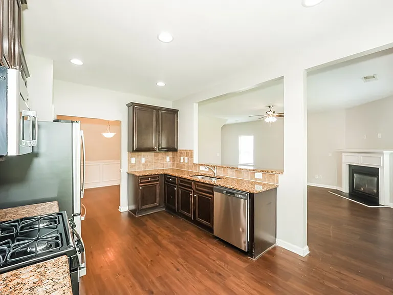 3183 Fonseca Pass — Photo 9