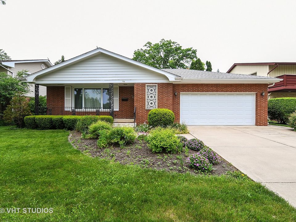 1st image of 706 Courtland Cir