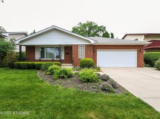 706 Courtland Cir, Western Springs, IL 60558