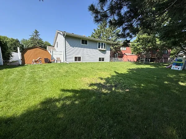 11316 Florida Ave N — Photo 28