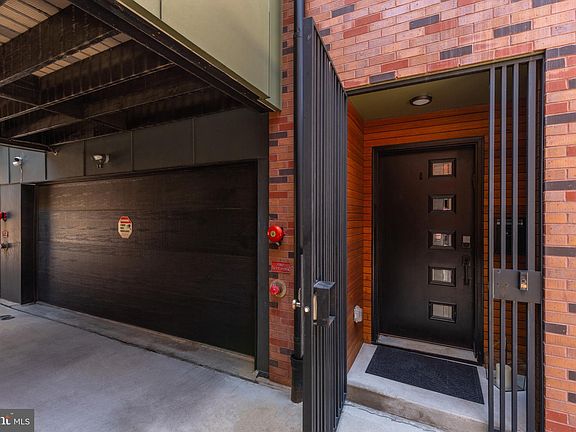 3rd image of 1130 Shackamaxon St Unit 5