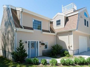 161 Winthrop St, Quincy, MA 02169