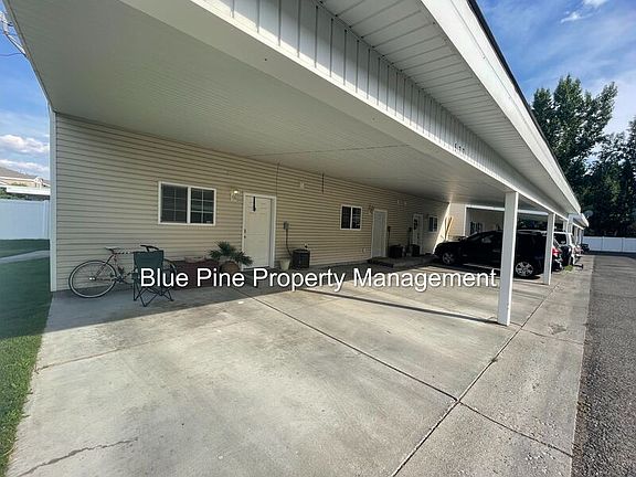 3rd image of 577 Legacy Ln Unit 1