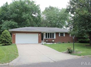 3514 W Capitol Dr, Peoria, IL 61614