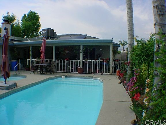 5th image of 42045 Ferguson Dr