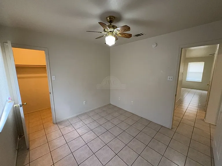 1604 Grey Fox Trl — Photo 16
