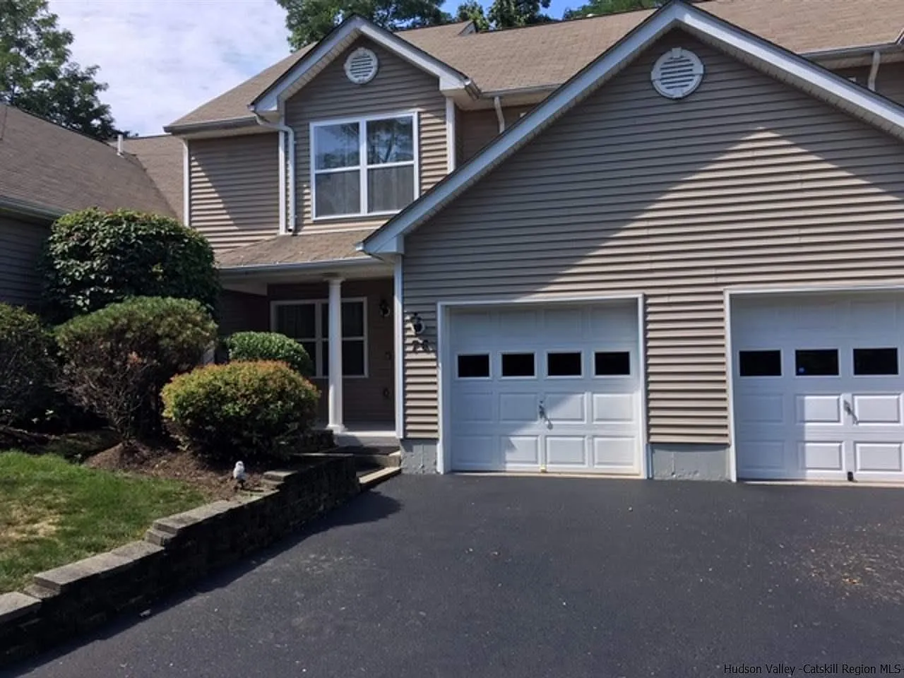 76 Twin Ponds Dr photo 1