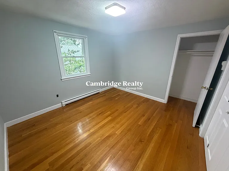 90-92 Sylvia St #2 — Photo 9