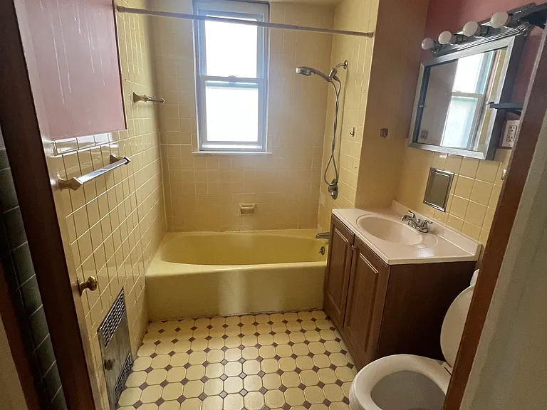 61 Aycrigg Ave #1 — Photo 7