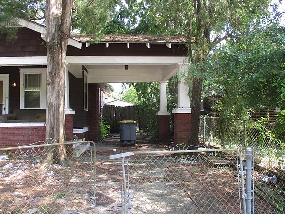 2nd image of 2968 Myra St
