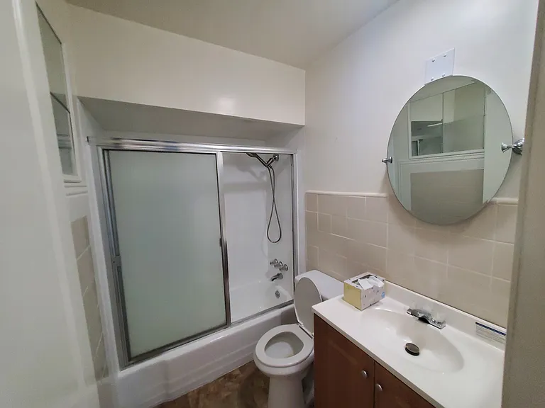 9070 Huntington Dr #6 — Photo 29