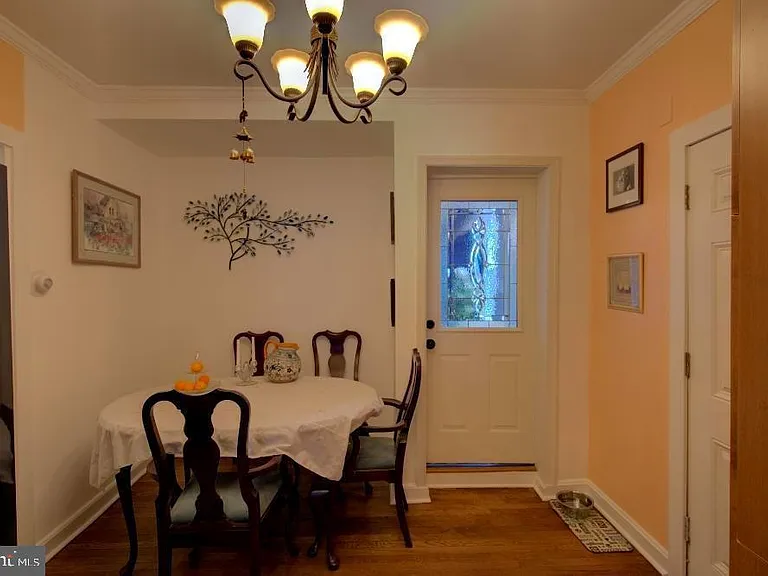 2924 Virginia Ave — Photo 10