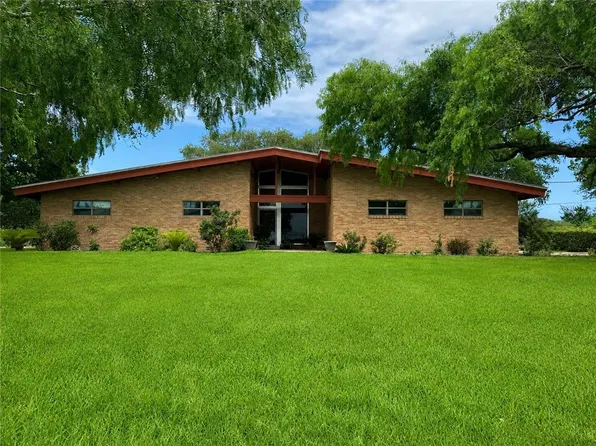9675 County Road 325, Mathis, TX 78368