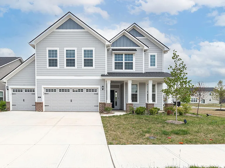 5403 Veranda Dr — Photo 1