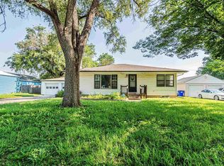 1024 W 5th St, Junction City, KS 66441