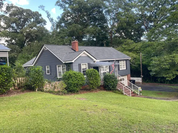 315 Neal St, West Point, GA 31833