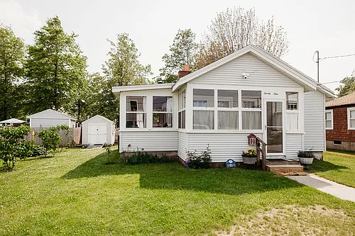 21 Reggio Ave Photo 1