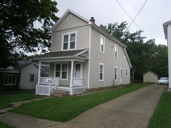2nd image of 226 Hill St