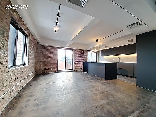 3rd image of 330 Wythe Ave APT 6A