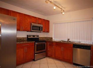 6757 Pansy Dr, Hollywood, FL 33023