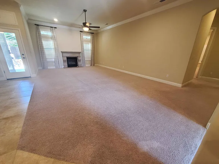 481 W Warwick Ave — Photo 4