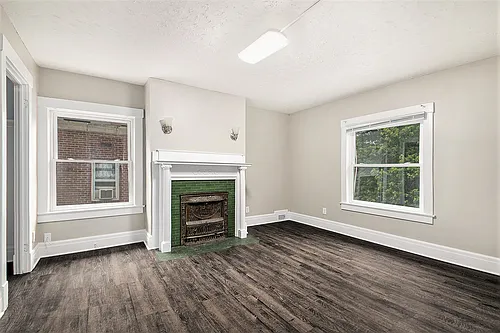 219 S 38th Ave #2 Photo 1