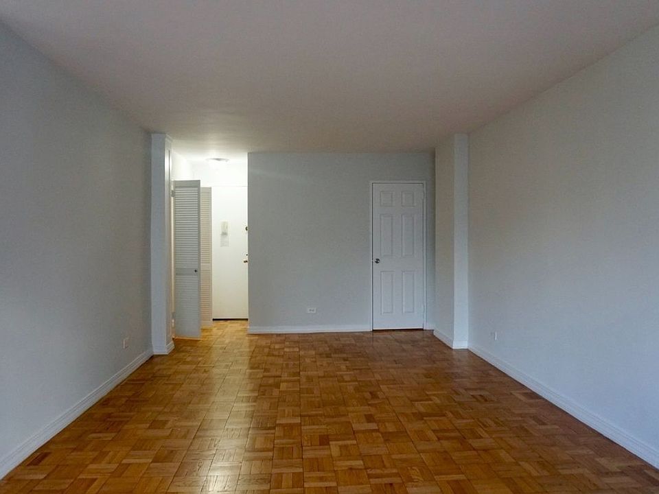 2nd image of 200 E 15th St APT 11E