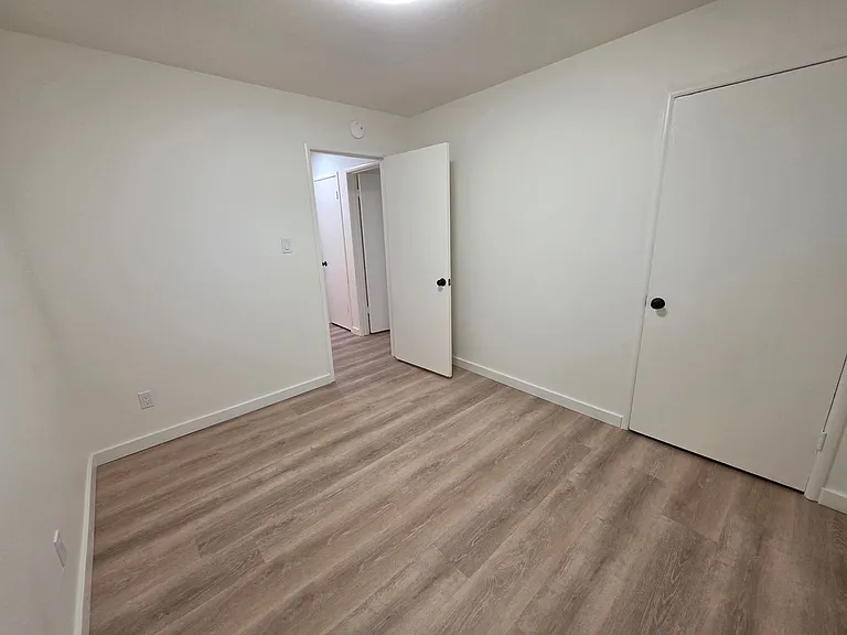 1638 Hearst Ave #1D — Photo 16