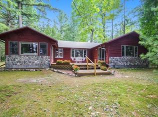 2631 Boy Scout Rd, Indian River, MI 49749