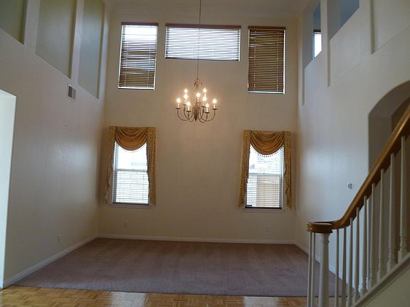5th image of 4827 Sea Coral Dr