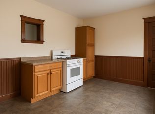 665 3rd Ave #2, Woonsocket, RI 02895