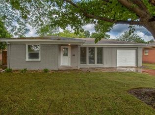 812 Perry Dr, White Settlement, TX 76108