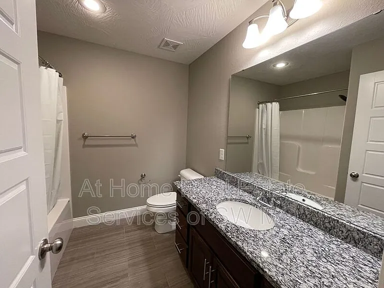 1659 N Eagle Valley Ln — Photo 12