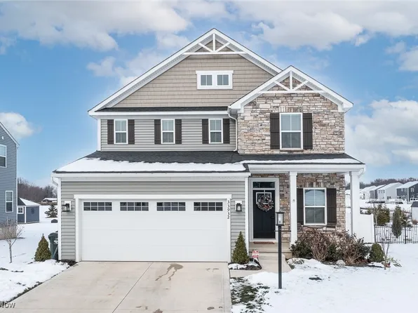 33932 Abercorn Pl, Columbia Station, OH 44028