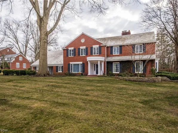 3002 Woodcliff Dr NW, Canton, OH 44718