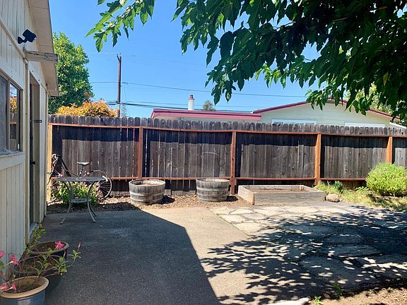 Storage shed