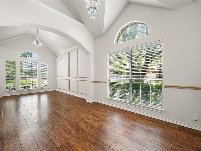 7700 Buccaneer Cir — Photo 10