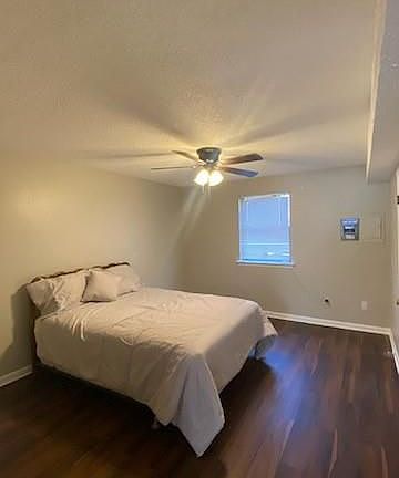 4th image of 1019 Whitney Ave #B